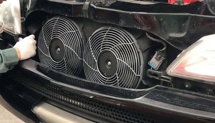 41-Radiator-Cooling-Fan-Service